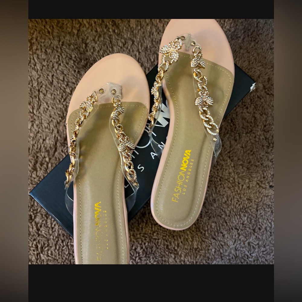 Fashion Nova Flutter Away Flip Flops